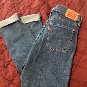 Levi's Women's Classic Straight Leg Denim Jeans